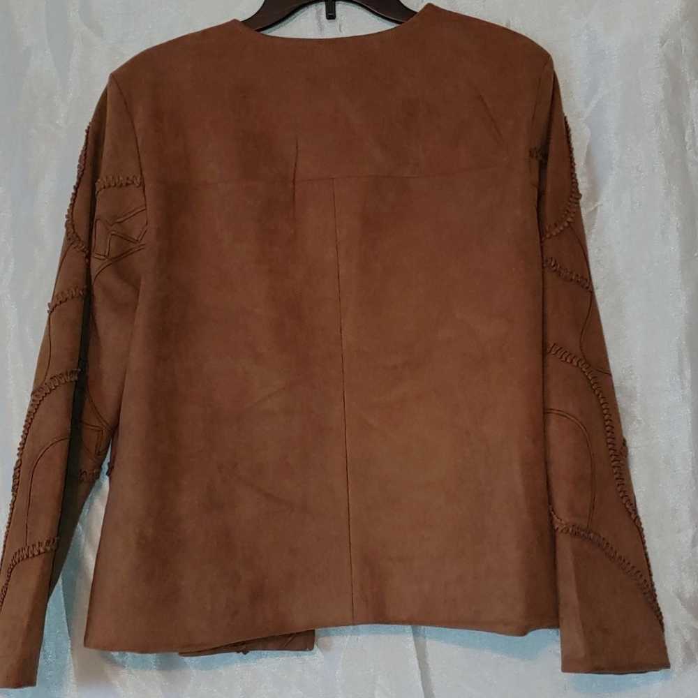 Beautiful Patterned, Suede-Like Jacket. - image 5